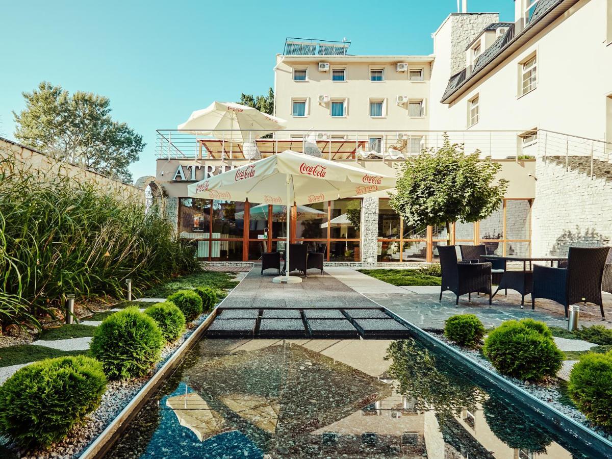 Hotel Senator Konferencje & Spa Starachowice Exteriör bild